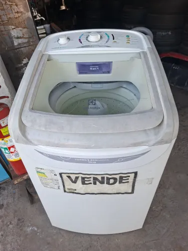 Vende-se máquina de lavar
