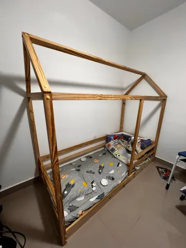 Cama solteiro montessori