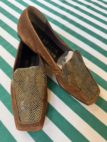 Sapato mocassim lindíssimo e pouco usado!