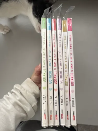 Coleção Wotakoi - Vols. 2, 3, 6, 8, 9 e 11