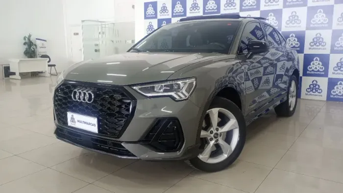 Audi Q3 SPB Perf. Black 2.0 TFSI Tipt. Quat. 2023