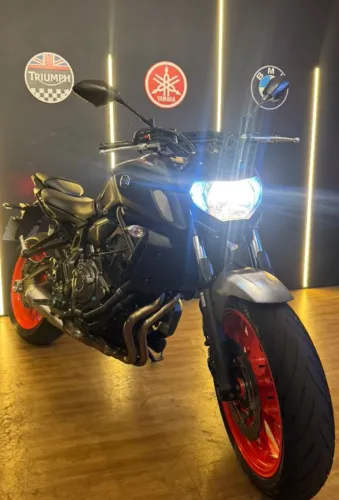 YAMAHA MT 07 ABS 2022 IMPECÁVEL