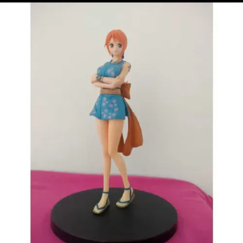 Action figure Nami original