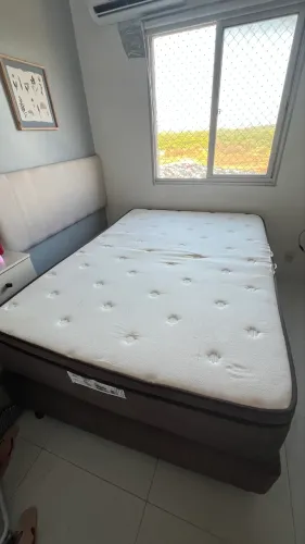 Cama de casal EUROCOMFORT