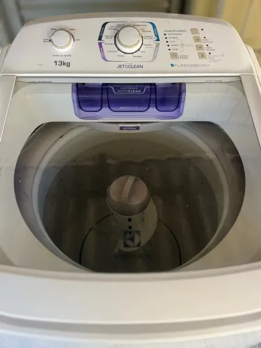 Máquina de lavar Electrolux 13kg cesto gigante
