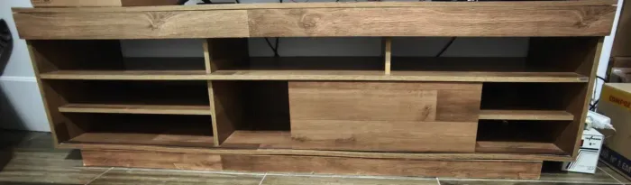 Rack para TV até 75 Polegadas com 1 Porta de Correr Treviso Pinho