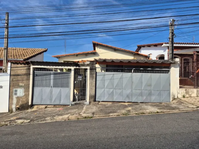 Casa com 2 dormitórios à venda, 149 m² por R$ 400.000,00 - Centro - Votorantim/SP