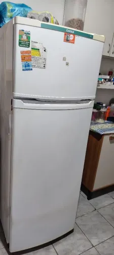 GELADEIRA CÔNSUL DUPLEX COM DEFEITO PRA VENDER LOGO!!!