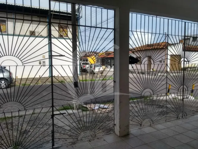 Casa à Venda no Bairro José Conrado de Araújo Conforto e Praticidade!