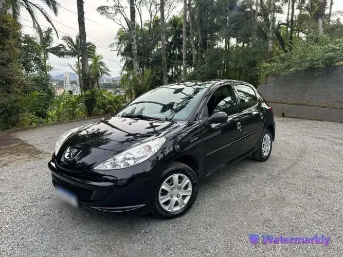 Peugeot 207 Active 1.4 Flex 8V 5P 2014