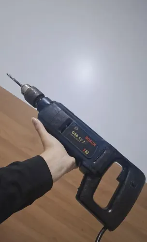 Vendo furadeira de impacto industrial Bosch GSB 19-2 650w