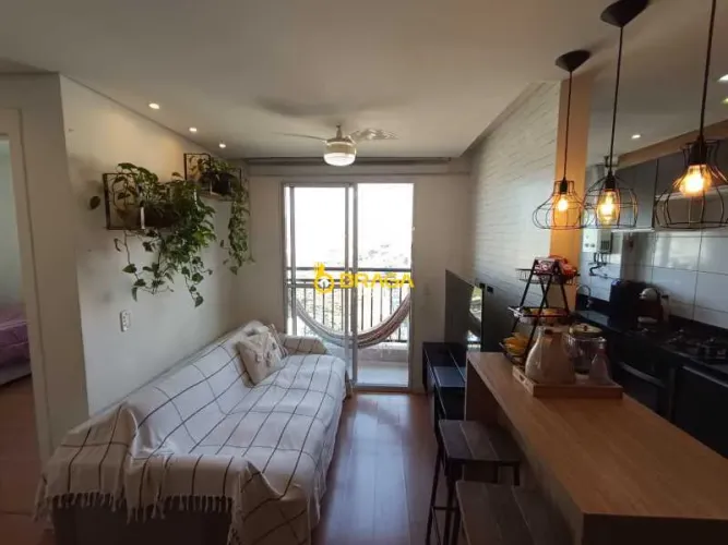 Apartamento : Padrão / Residencial / Parada de Lucas