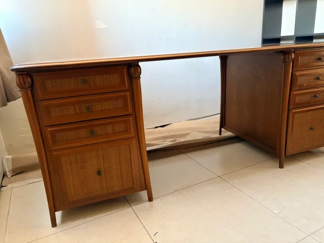 Mesa toda em madeira linha Parma 