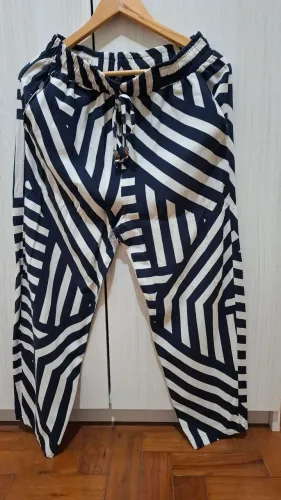 Calça feminina tamanho G