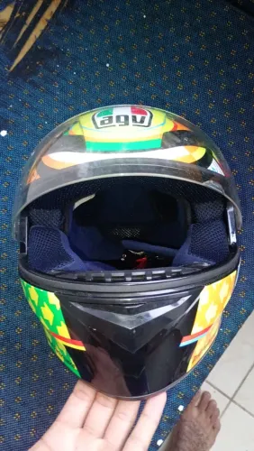 Agv muito novo