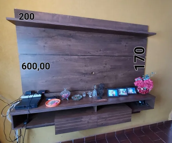 Painel de Tv 65 polegadas 