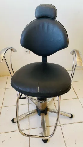 Cadeira reclináveis salão de beleza e barbearia.