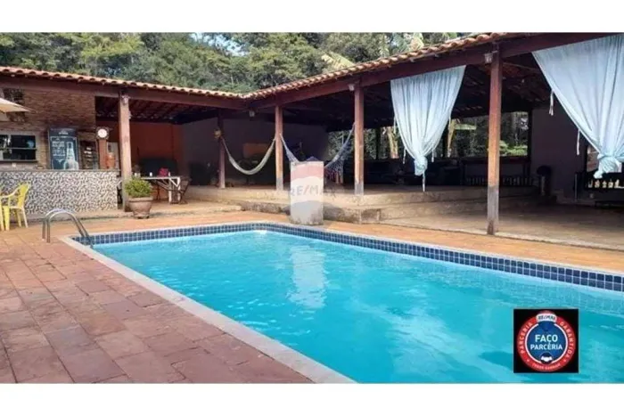 Casa comercial para alugar, ideal para restaurante, pousada e eventos. Excelente ponto! Re