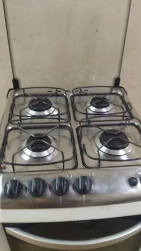 Vendo Fogão Eletrolux usado ( não entrego)