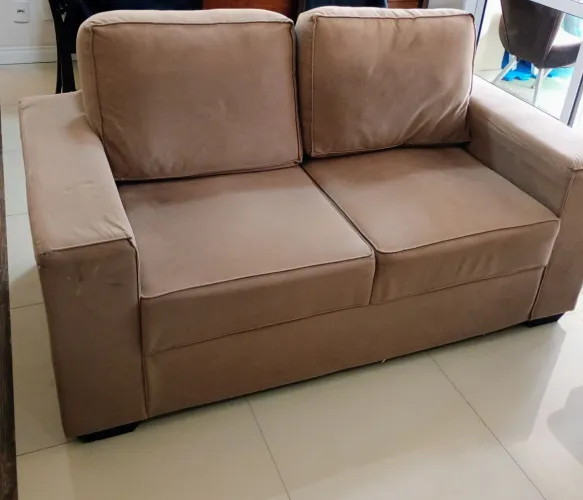 Sofá dois lugares 