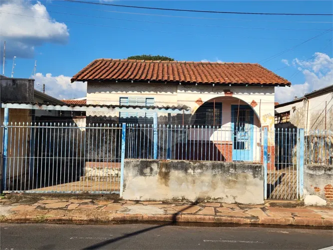 Casa com 4 quartos à venda em Vila xavier (vila xavier) - SP