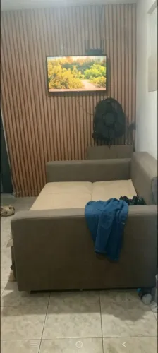 Alugo uma kitnet
