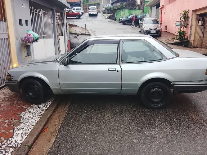 Ford Verona LX 1.6 (modelo Antigo) 1991