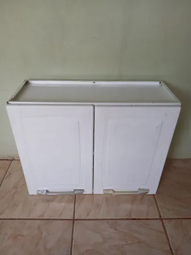 Vendo esse armário de ferro