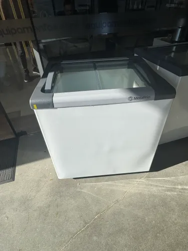 Freezer Expositor Horizontal 185 litros inverter Novo