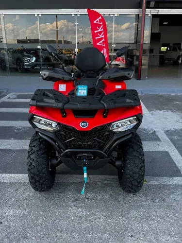 Quadriciclo CFMoto CForce 520 2026