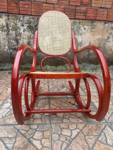 Reforma de cadeira de palhinha indiana