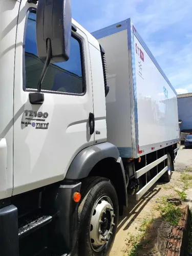 Transporte refrigerado ou carga seca