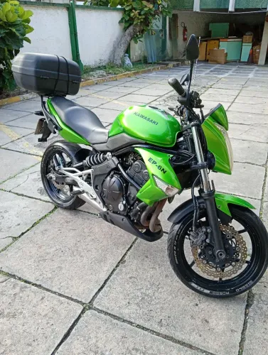 Kawasaki Er6n 650cc 2011/12 * doc ok *