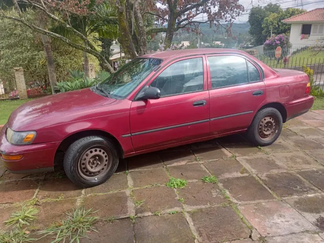 Toyota Corolla DX/ SW DX 1.6 16V 1995