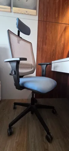 Cadeira Uni Pro Flexform