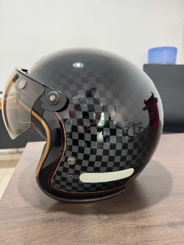 Capacete Bell Novo na caixa