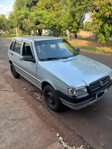 Fiat Uno Mille 1.0 Fire/ F.flex/ Economy 4P 2013