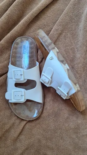 Chinelo Melissa tamanho 35/36 usado uma única vez
