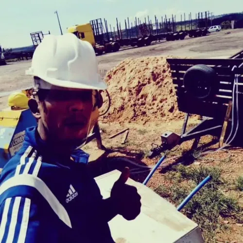 equipe  especializada em construcao e reforma