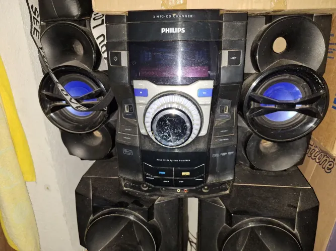 Som Philips com 6 caixa