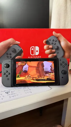 Nintendo switch v2 cinza desbloqueado
