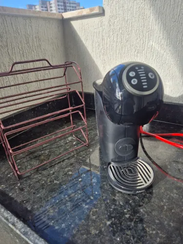 Cafeteira Nescafé Dolce Gusto Genio S Plus Arno + Porta Cápsulas Rose Gold