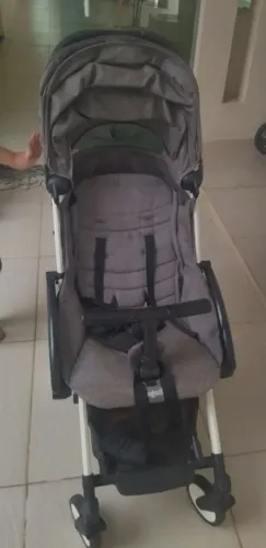 Carrinho de bebê Burigotto UP