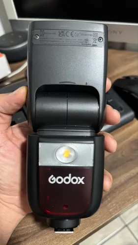 Flash Godox V860 Iii C