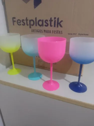 Taça de gin acrílico 500ml novas