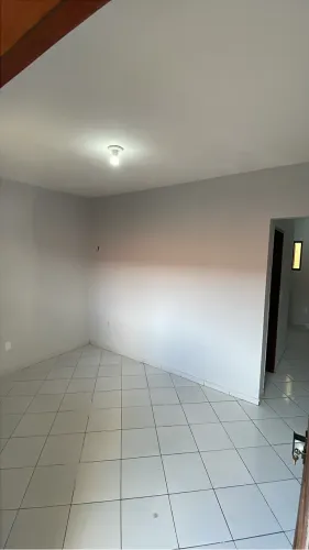 Kitnet na Maria Lacerda 