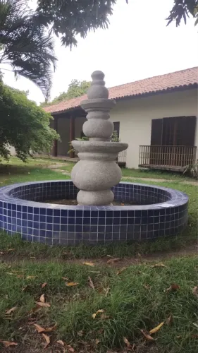 Vendo Fonte Francesa impecável!