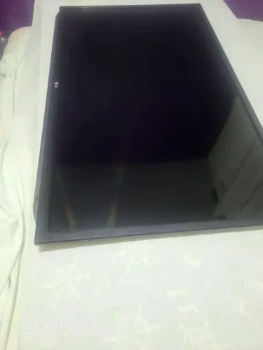 Vendo uma TV 47polefada