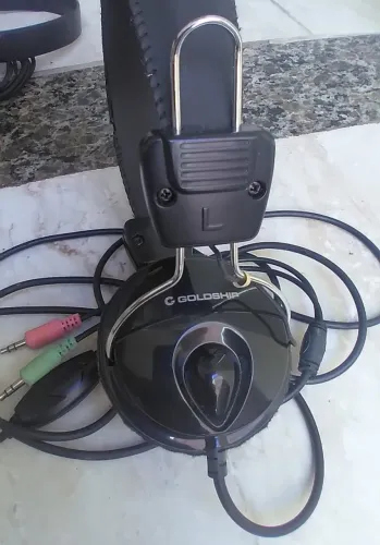 fone de ouvido com microfone