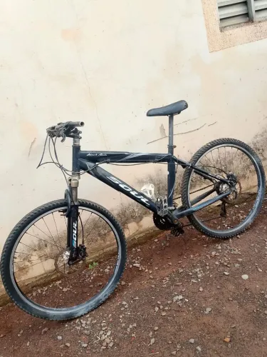 Bicicleta um ótimo estado
